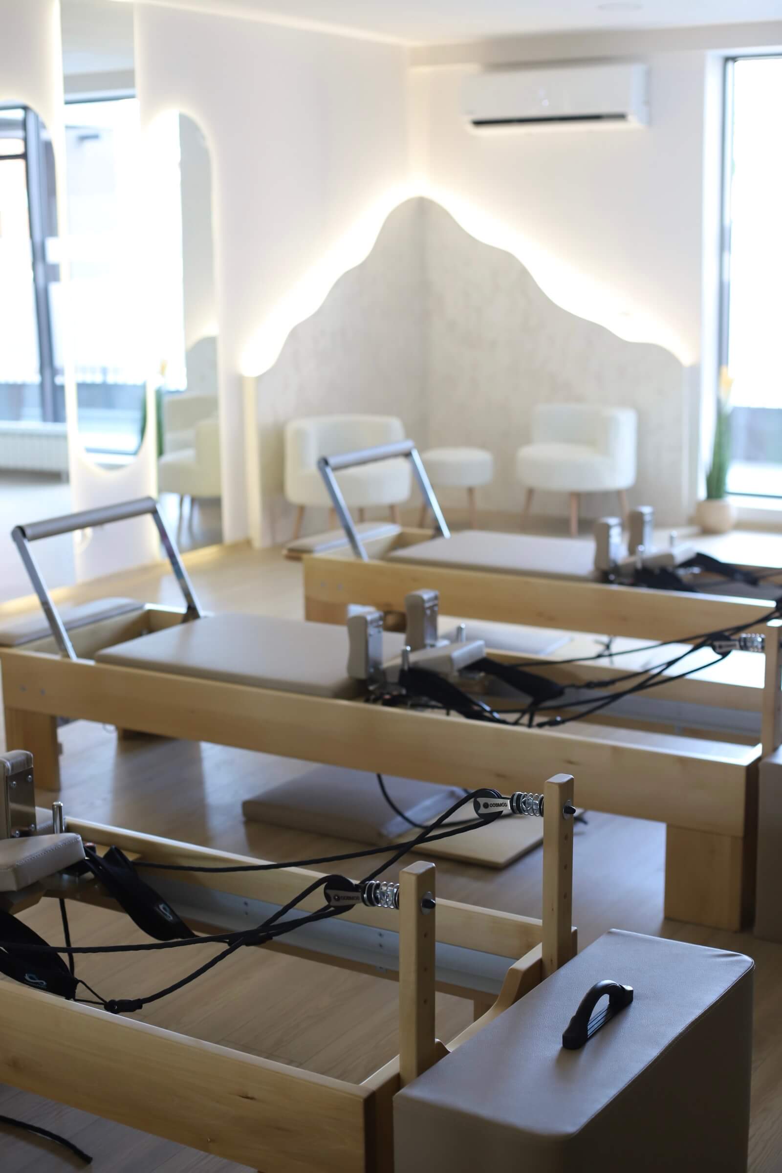 Sculpt & Glow studio — wellness lounge